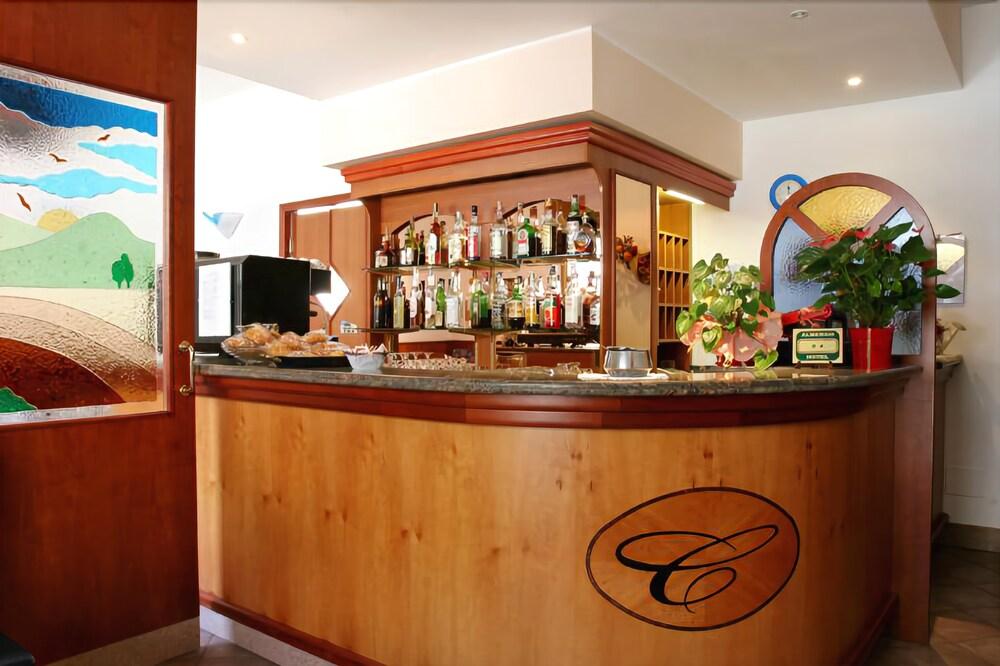 Albergo Carla Pont-Saint-Martin Bagian luar foto