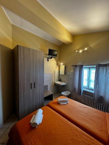 Albergo Carla Pont-Saint-Martin Bagian luar foto